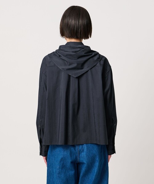 UNITED ARROWS(ユナイテッドアローズ)の「ペイズリー スカーフ シャツ(シャツ/ブラウス・レディース・ネイビー・FREE)」の10枚目の写真