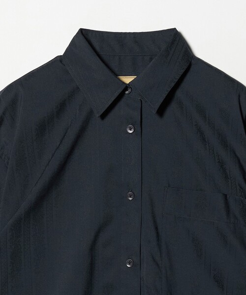 UNITED ARROWS(ユナイテッドアローズ)の「ペイズリー スカーフ シャツ(シャツ/ブラウス・レディース・ネイビー・FREE)」の20枚目の写真