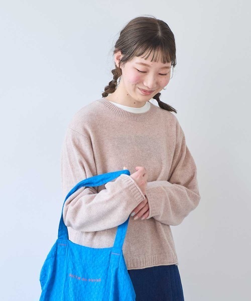 bulle de savon(ビュルデサボン)の「ジーロンラム クループルオーバー(ニット/セーター・レディース・ダークブラウン/サックスブルー/ピンク・FREE)」の22枚目の写真