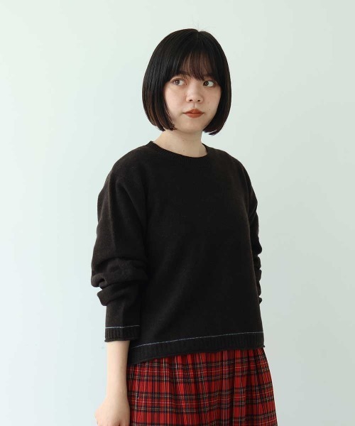 bulle de savon(ビュルデサボン)の「ジーロンラム クループルオーバー(ニット/セーター・レディース・ダークブラウン/サックスブルー/ピンク・FREE)」の5枚目の写真