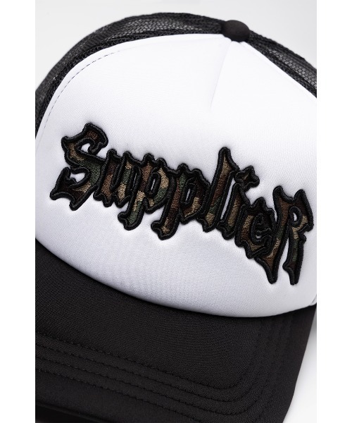 SUPPLIER（サプライヤー）の「メッシュキャップ｜Camouflage Iron Logo Mesh Cap｜SUPPLIER（キャップ・メンズ・ブラック・FREE）」の2枚目の写真
