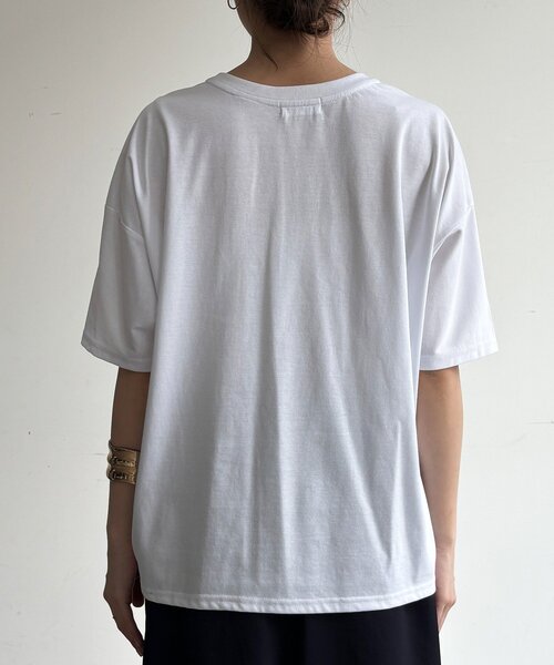 DouDou(ドゥドゥ)の「【WEB限定】フロッキーロゴプリントTEE(Tシャツ/カットソー・レディース・ブラック/オフホワイト/ブラウン・FREE)」の15枚目の写真