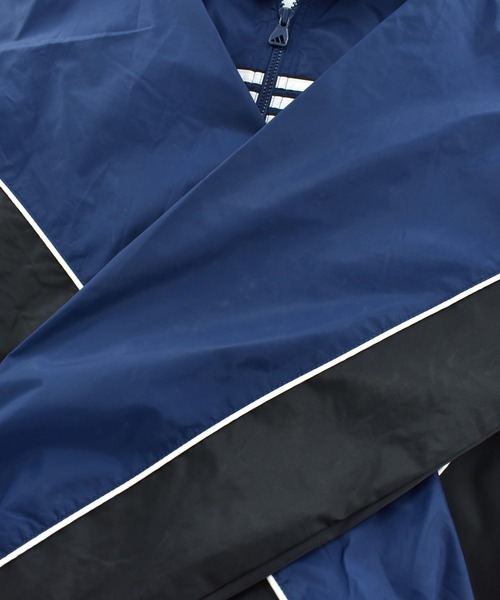 adidas（アディダス）の「【USED】90's adidas ナイロン トラックジャケット（ナイロンジャケット・メンズ・ネイビー・LARGE）」の4枚目の写真