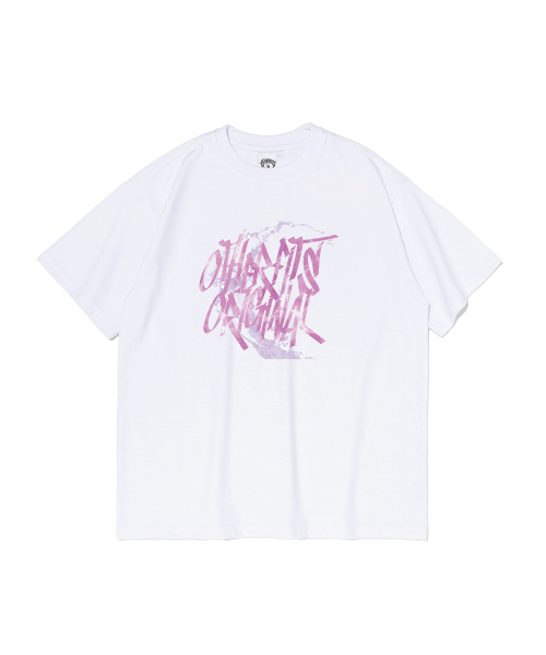 OTHERFITS(アザーフィッツ)の「グラフィティロゴ半袖Tシャツ(ホワイト/ピンク)(Tシャツ/カットソー・メンズ・その他・SMALL/MEDIUM/LARGE/X-LARGE/2XL)」の1枚目の写真