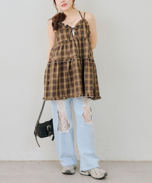Another Branch olive des olive(アナザーブランチオリーブデオリーブ)の「フリルティアードキャミ(ワンピース・レディース・アイボリー/ブラック/ネイビー/ブラウン・FREE)」の6枚目の写真