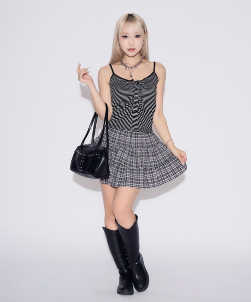 tinkerend(ティンカーエンド)の「Shirred Border Camisole / シャーリングボーダーキャミソール(キャミソール・レディース・ブラック/ホワイト・FREE)」の18枚目の写真