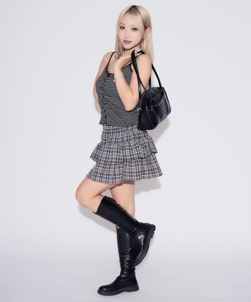 tinkerend(ティンカーエンド)の「Shirred Border Camisole / シャーリングボーダーキャミソール(キャミソール・レディース・ブラック/ホワイト・FREE)」の19枚目の写真