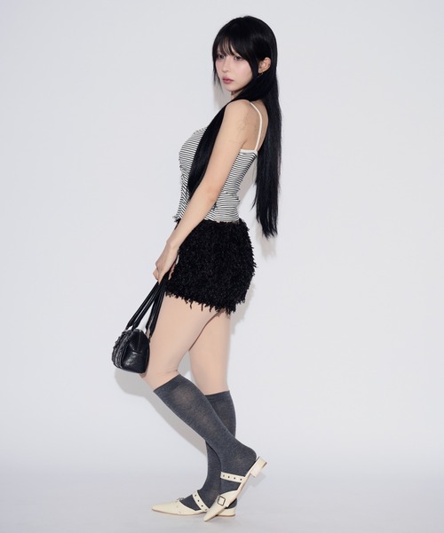 tinkerend(ティンカーエンド)の「Shirred Border Camisole / シャーリングボーダーキャミソール(キャミソール・レディース・ブラック/ホワイト・FREE)」の9枚目の写真