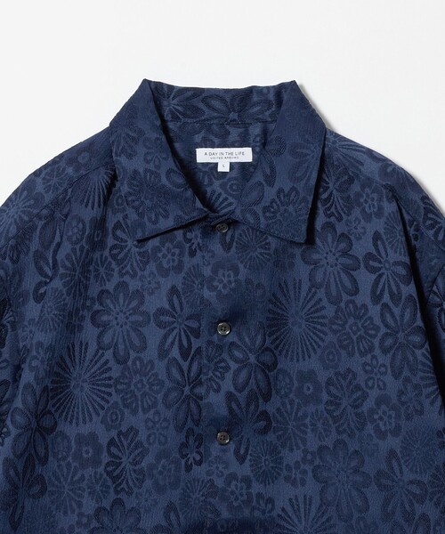 A DAY IN THE LIFE UNITED ARROWS(アデイインザライフユナイテッドアローズ)の「フラワージャガード レギュラーカラーシャツ<A DAY IN THE LIFE>(シャツ/ブラウス・メンズ・ホワイト/ネイビー・L/M)」の18枚目の写真