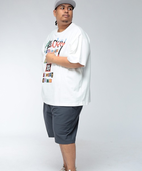 SAKAZEN(サカゼン)の「【WEB限定価格】Tシャツ 半袖 メンズ 大きいサイズ コラージュレタリング ロゴ プリント クルーネック トップスカジュアル 春 夏(Tシャツ/カットソー・メンズ・ホワイト/ブラック・2XL/3XL/X(2L))」の8枚目の写真