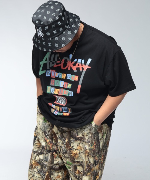 SAKAZEN(サカゼン)の「【WEB限定価格】Tシャツ 半袖 メンズ 大きいサイズ コラージュレタリング ロゴ プリント クルーネック トップスカジュアル 春 夏(Tシャツ/カットソー・メンズ・ホワイト/ブラック・2XL/3XL/X(2L))」の9枚目の写真