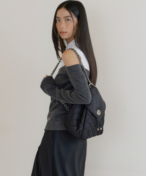 LUCIR ZU(ルシールズ)の「Convertible Quilted Chain Bag (black)(バックパック/リュック・レディース・その他・FREE)」の2枚目の写真
