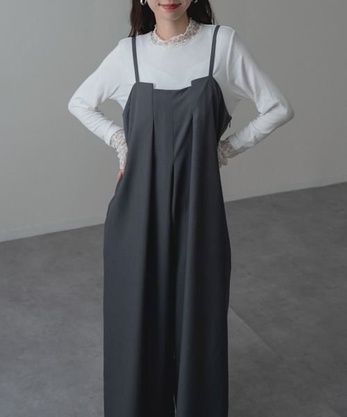 refinedworks(リファインドワークス)の「【refinedworks】華奢見え と 体型カバー を両立! フロント タック キャミ ワイド サロペット(サロペット/オーバーオール・レディース・チャコールグレー/ブラウン・FREE)」の12枚目の写真