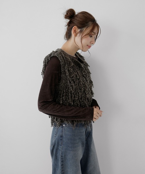 AMUU. PRECIEUSE(アムープレシューズ)の「ブークレフリンジベスト(ベスト・レディース・ブラウン/ブラウン系その他/ブラック/アイボリー・FREE)」の12枚目の写真