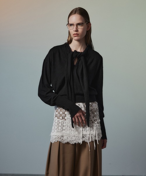 MAISON SPECIAL（メゾンスペシャル）の「【2026Autumn PRE-ORDER】Scarf Knit Top/マフラーニットトップ（ニット/セーター・レディース・グリーン/グレー/ブラック・FREE）」の4枚目の写真
