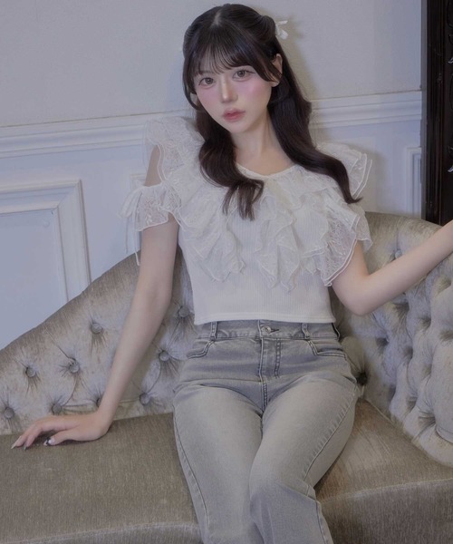 Belle Charme（ベルシャルム）の「【Belle Charme】Elegant　Frill　Lace　Tops（Tシャツ/カットソー・レディース・ブラック/オフホワイト/トップグレー・FREE）」の4枚目の写真