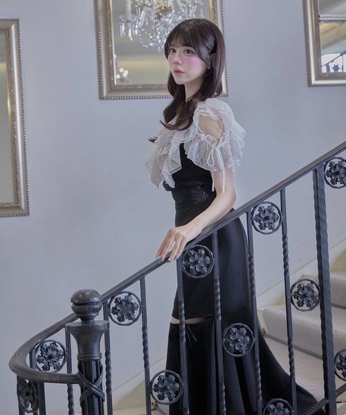 Belle Charme（ベルシャルム）の「【Belle Charme】Elegant　Frill　Lace　Tops（Tシャツ/カットソー・レディース・ブラック/オフホワイト/トップグレー・FREE）」の8枚目の写真