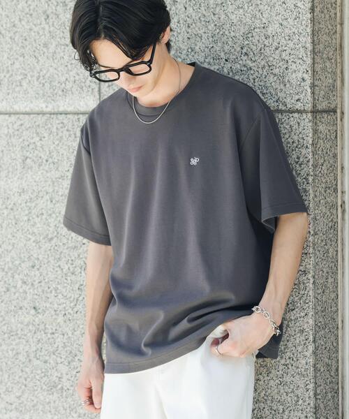 SENSE OF PLACE by URBAN RESEARCH(センスオブプレイスバイアーバンリサーチ)の「ワンポイントシシュウロゴTシャツ(Tシャツ/カットソー・メンズ・チャコールグレー/ホワイト/ブルー/ホワイト系その他・LARGE/MEDIUM)」の4枚目の写真