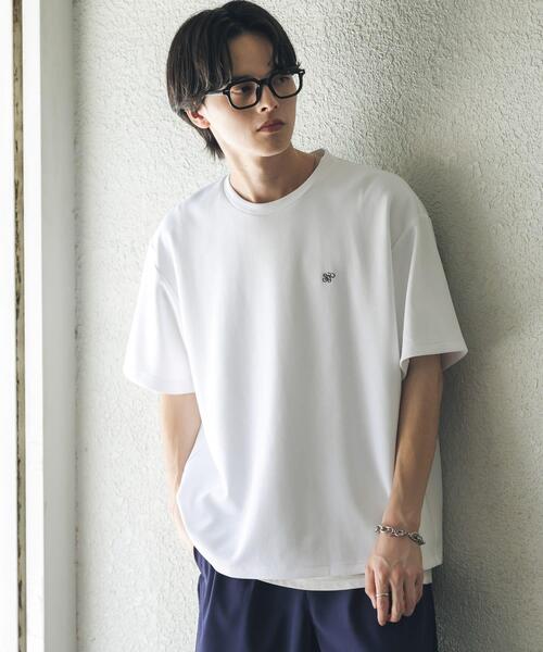 SENSE OF PLACE by URBAN RESEARCH(センスオブプレイスバイアーバンリサーチ)の「ワンポイントシシュウロゴTシャツ(Tシャツ/カットソー・メンズ・チャコールグレー/ホワイト/ブルー/ホワイト系その他・LARGE/MEDIUM)」の5枚目の写真