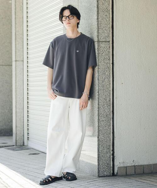 SENSE OF PLACE by URBAN RESEARCH(センスオブプレイスバイアーバンリサーチ)の「ワンポイントシシュウロゴTシャツ(Tシャツ/カットソー・メンズ・チャコールグレー/ホワイト/ブルー/ホワイト系その他・LARGE/MEDIUM)」の18枚目の写真