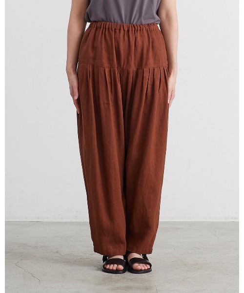 HEAVENLY（ヘブンリー）の「【 HEAVENLY / ヘブンリー 】 9x9 Heavy Linen Tuck Pants / 9×9 ヘビーリネン タック パンツ　2637041　DLI（その他パンツ・レディース・ブラウン/ブラック・FREE）」の8枚目の写真