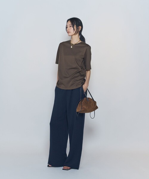 1er Arrondissement（プルミエアロンディスモン）の「スーピマポンチコンパクトＴシャツ（Tシャツ/カットソー・レディース・オフホワイト/ブラック系その他3/ブラウン系その他5・FREE）」の6枚目の写真