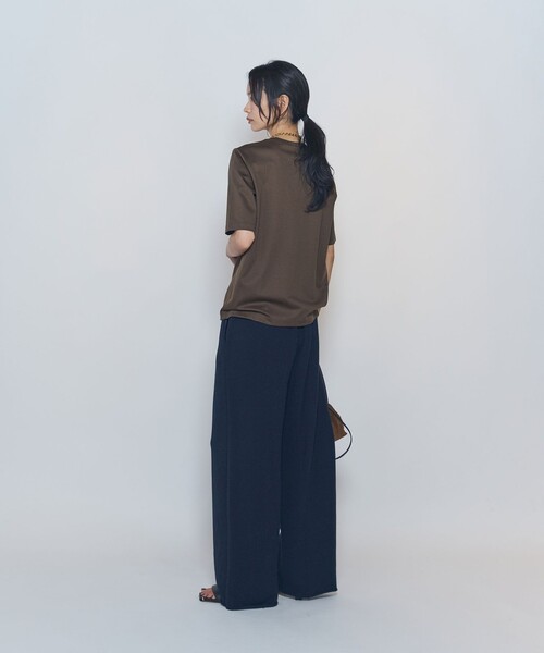 1er Arrondissement（プルミエアロンディスモン）の「スーピマポンチコンパクトＴシャツ（Tシャツ/カットソー・レディース・オフホワイト/ブラック系その他3/ブラウン系その他5・FREE）」の8枚目の写真