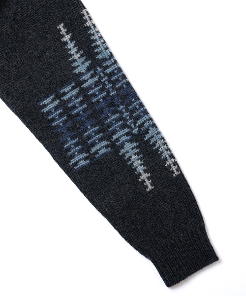 PENDLETON（ペンドルトン）の「シェットランドウール ジャガードクルーネックニット（ニット/セーター・メンズ・タン/杢グレー/ブラック・LARGE/SMALL/MEDIUM）」の5枚目の写真
