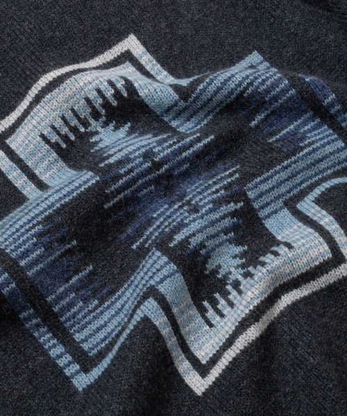 PENDLETON（ペンドルトン）の「シェットランドウール ジャガードクルーネックニット（ニット/セーター・メンズ・タン/杢グレー/ブラック・LARGE/SMALL/MEDIUM）」の11枚目の写真
