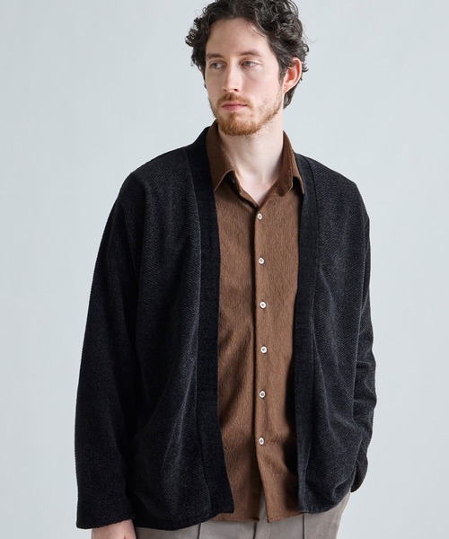 MEN'S BIGI(メンズビギ)の「モールヘリンボン ボタンレスカーディガン(カーディガン/ボレロ・メンズ・パープル/ブルー/ブラック・03/02)」の2枚目の写真