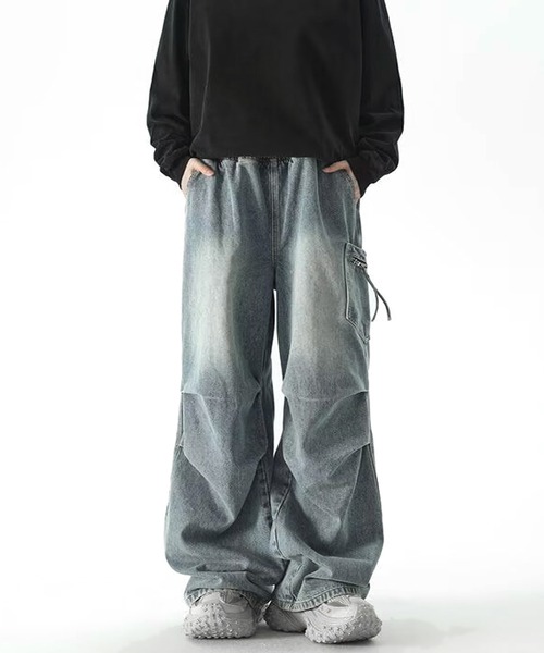 JOHNNY WOLF(ジョニーウルフ)の「VOID ワイドストレート デニム カーゴパンツ(カーゴパンツ・メンズ・ブルー/ブラック・M/S/L)」の4枚目の写真