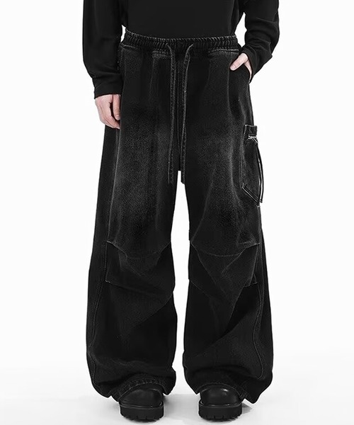 JOHNNY WOLF(ジョニーウルフ)の「VOID ワイドストレート デニム カーゴパンツ(カーゴパンツ・メンズ・ブルー/ブラック・M/S/L)」の12枚目の写真