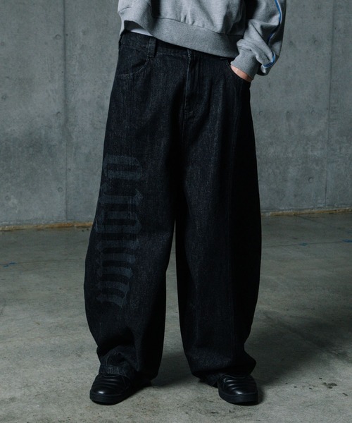 ALAND（エーランド）の「ALAND×UMBRO／フェードレターロゴパンツ（デニムパンツ・メンズ・ブラック/ブルー・LARGE/MEDIUM）」の17枚目の写真