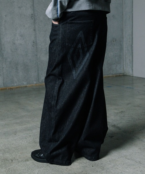 ALAND（エーランド）の「ALAND×UMBRO／フェードレターロゴパンツ（デニムパンツ・メンズ・ブラック/ブルー・LARGE/MEDIUM）」の20枚目の写真