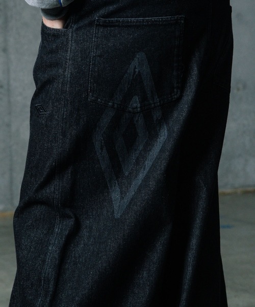 ALAND（エーランド）の「ALAND×UMBRO／フェードレターロゴパンツ（デニムパンツ・メンズ・ブラック/ブルー・LARGE/MEDIUM）」の22枚目の写真