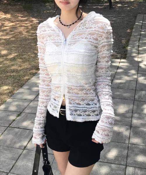 Vipoa（ヴィポア）の「Lace zip up hoodie（パーカー・レディース・ホワイト・FREE）」の3枚目の写真