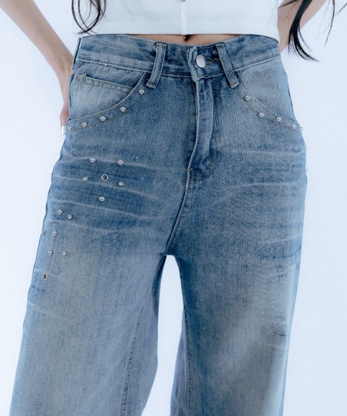 Haze Reverie(ヘイズレヴァリー)の「スタッズルーズデニムパンツ(デニムパンツ・レディース・ブルー・SMALL/MEDIUM/LARGE)」の7枚目の写真