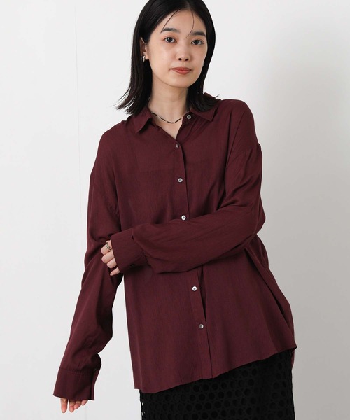 Gready Brilliant(グレディブリリアン)の「UV加工バックスリットシャツ(シャツ/ブラウス・レディース・ブラック/アイボリー/ボルドー・38)」の18枚目の写真