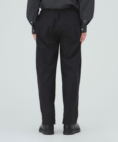 BEAMS HEART(ビームスハート)の「トリコット 1タック ワイド テーパード パンツ(チノパンツ・メンズ・ブラック/ベージュ・LARGE/MEDIUM/SMALL)」の9枚目の写真