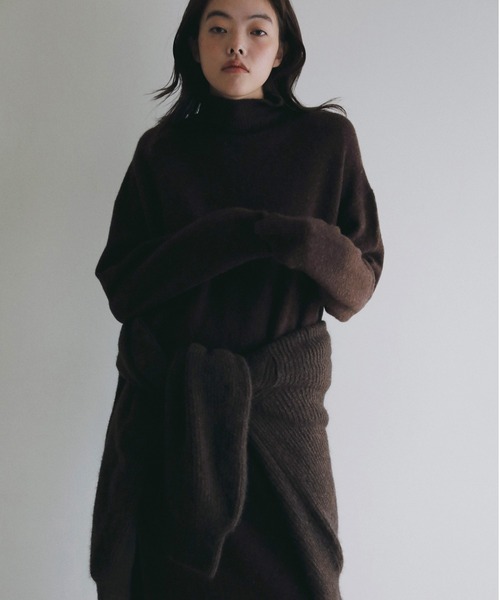 anuke(アンヌーク)の「Cocoon Knit Onepiece(ワンピース・レディース・ブラック/ブラウン・36inch/38inch)」の8枚目の写真
