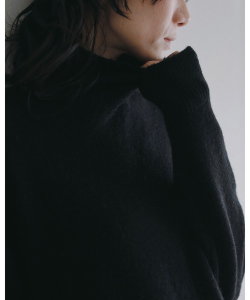 anuke(アンヌーク)の「Cocoon Knit Onepiece(ワンピース・レディース・ブラック/ブラウン・36inch/38inch)」の3枚目の写真