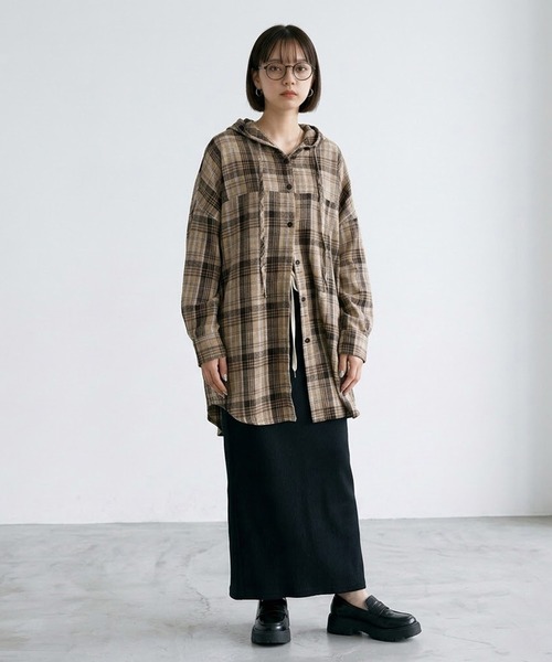 CRB(シーアールビー)の「チェックフードシャツ(シャツ/ブラウス・レディース・ベージュ/ブラウン/オリーブ/キャメル/グレー・F)」の9枚目の写真