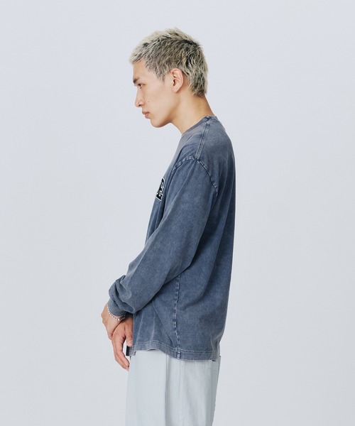 XLARGE（エクストララージ）の「OVERDYED COLLEGE LOGO L/S TEE（Tシャツ/カットソー・メンズ・ネイビー/グリーン/ブラック・M/L/S/XL）」の5枚目の写真