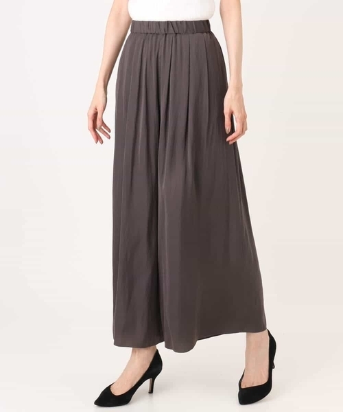 MK MICHEL KLEIN（エムケーミッシェルクラン）の「[洗える]起毛サテンワイドパンツ（スラックス・レディース・マスタード/ネイビー/ダークグレー・38）」の5枚目の写真