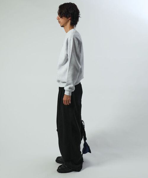 FFEIN(フェイン)の「【FFEIN(フェイン)】ヘビーウエイトアートグラフィックアソートロゴスウェット / スウェット トレーナー クルーネック 裏起毛 グラフィック プリント ロゴ ユニセックス(スウェット・メンズ・グレー/アッシュグレー/ダークネイビー/その他2・MEDIUM/SMALL/LARGE)」の10枚目の写真
