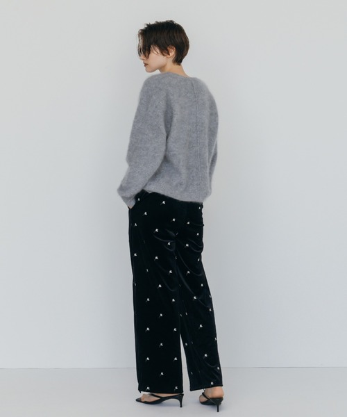 CREDONA(クレドナ)の「MINK FINISH V-NECK KNIT TOP/ミンクフィニッシュVネックニットトップス(ニット/セーター・レディース・イエロー/ピンク/ブラウン/グレー・FREE)」の11枚目の写真