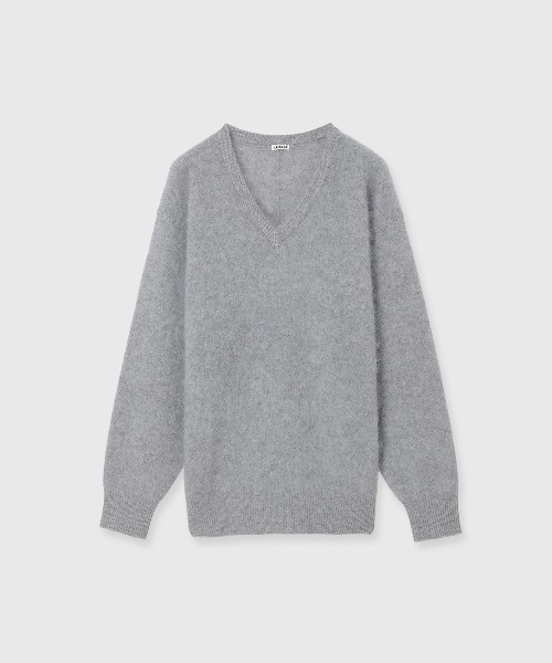 CREDONA(クレドナ)の「MINK FINISH V-NECK KNIT TOP/ミンクフィニッシュVネックニットトップス(ニット/セーター・レディース・イエロー/ピンク/ブラウン/グレー・FREE)」の17枚目の写真