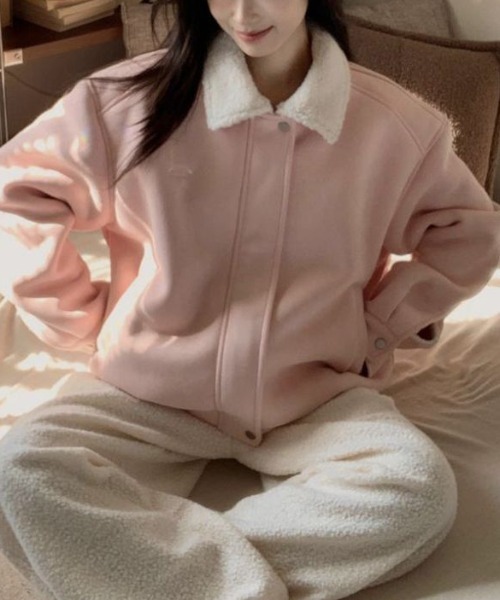 LUCPY(ラクピー)の「ボアカラーオーバーサイズブルゾン(ブルゾン・レディース・ピンク・X-LARGE/LARGE/MEDIUM/SMALL)」の1枚目の写真