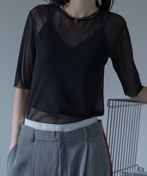 VACANCY（ヴァカンシー）の「【VACANCY公式】カットオフハーフスリーブクルーシアートップス（Tシャツ/カットソー・レディース・ブラック/パープル/グリーン/ライトブルー/ネイビー・FREE）」の17枚目の写真
