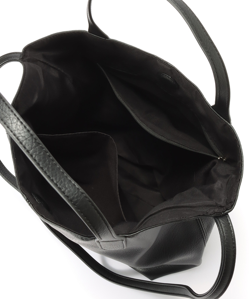 OSKR(オーエスケーアール)の「OSKR / オーエスケーアール 別注 2WAY MEDIUM TOTE BAG(トートバッグ・メンズ・ブラウン/ブラック・FREE)」の6枚目の写真